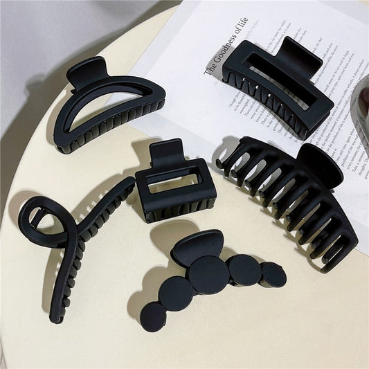 Korean Style Black Large Hair Claws Elegant Acrylic Hairpins Barrette Crab Hair Clips Headwear for Women Girls Hair Accessories